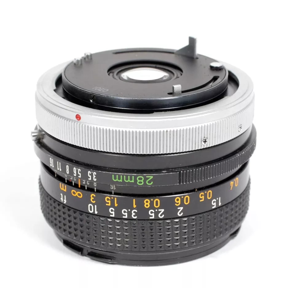 【完動品】Canon FTb LENS FD 28mm F3.5 S.C. Canon FD/FDn 28mm wide angle lens for Canon FD mount cameras